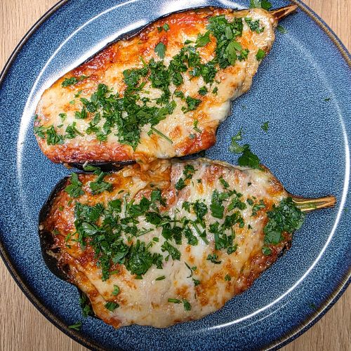 Bakłażan zapiekany z sosem pomidorowym i serem z Air Fryer