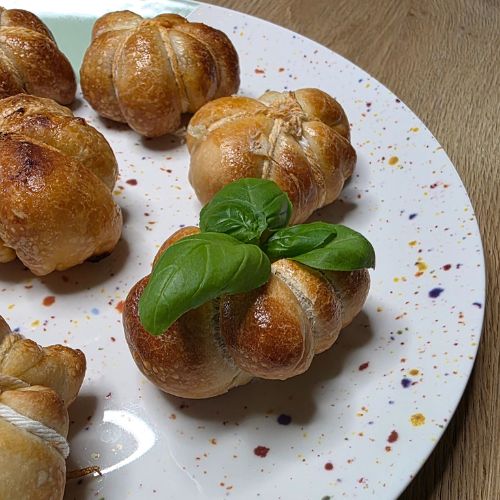 dyniowa pizza z szynką i serem z air fryer