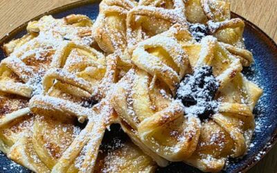 Ciastka z ciasta francuskiego z jabłkiem i dżemem z Air Fryer